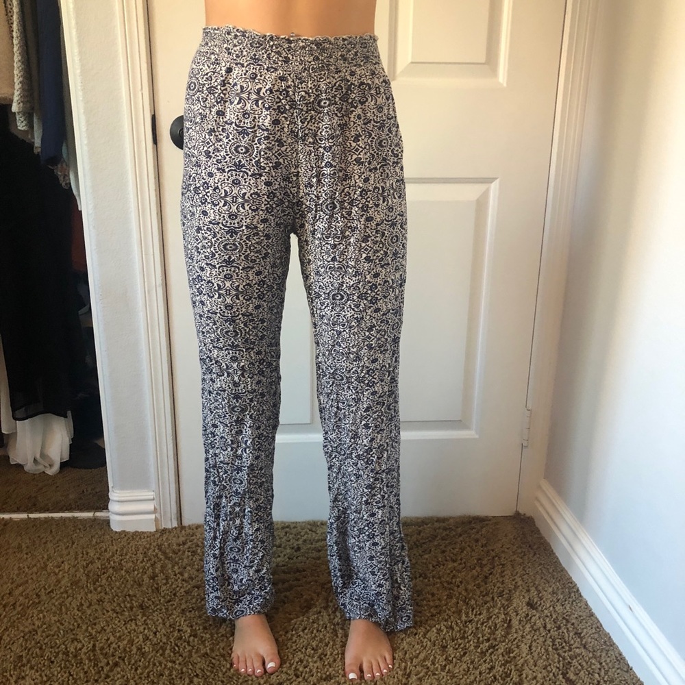 Flowy pants - Picture 2 of 2